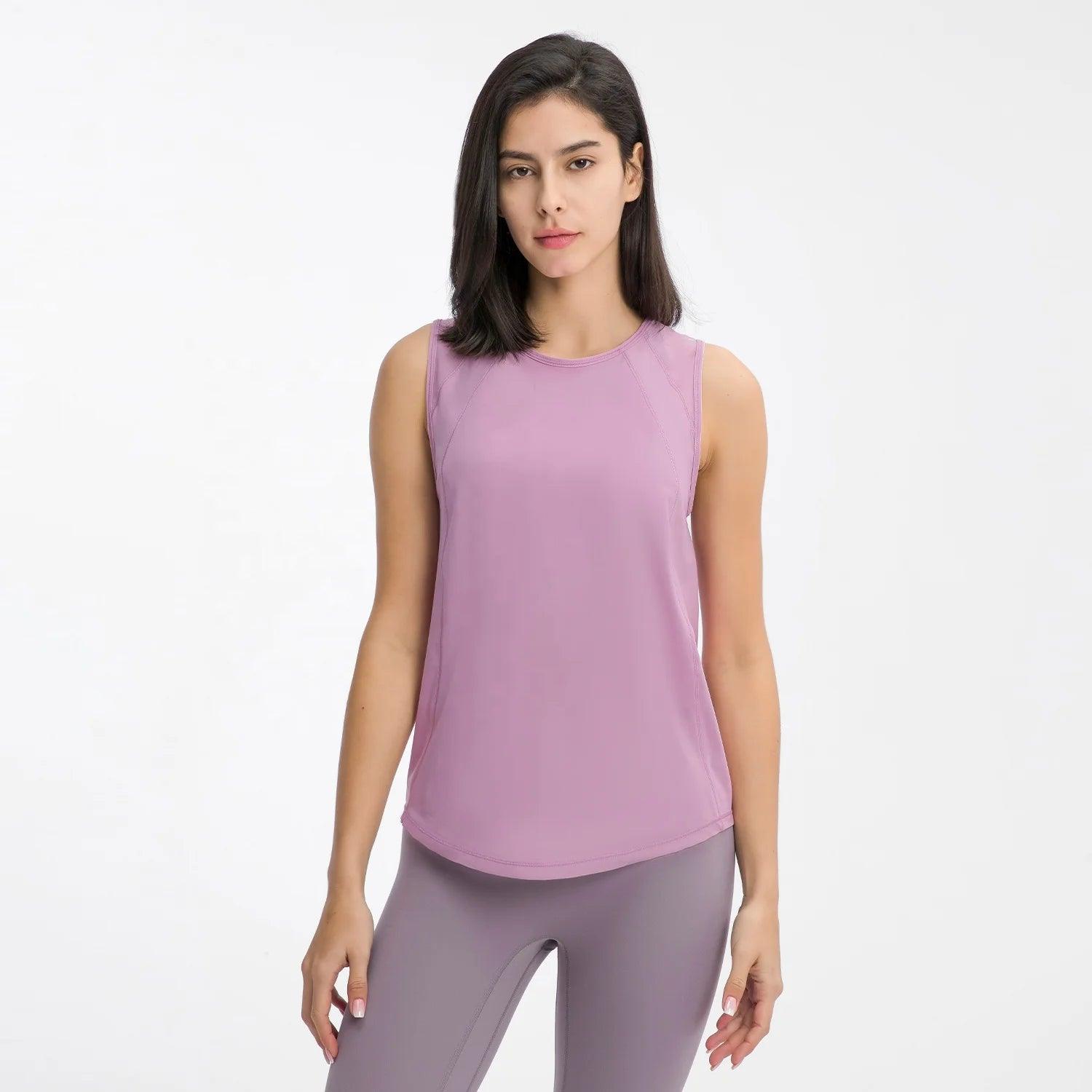 Trendy activewear outfit suitable for yoga, running, or gym sessions.- SOO SOO COOL