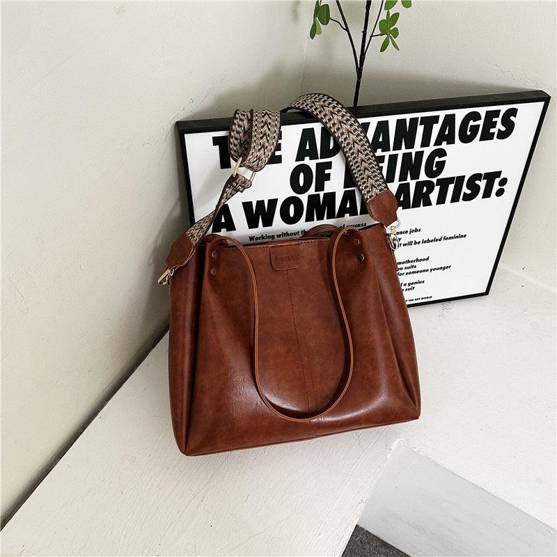 cc1096-large-capacity-crossbody-retro-bag-soo-soo-cool-fashion-online-store-5 - SOO SOO COOL Fashion Online Store