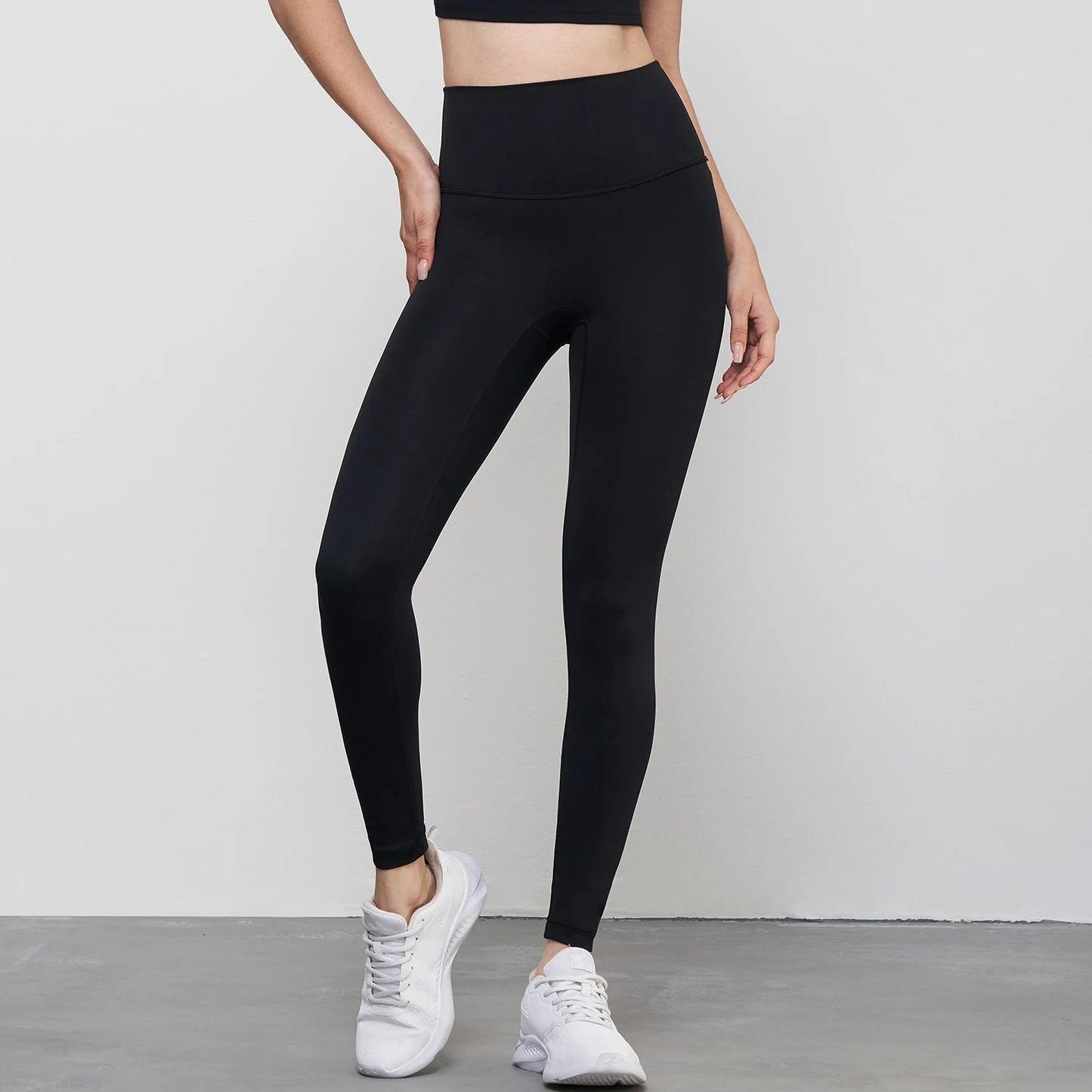 Trendy activewear outfit suitable for yoga, running, or gym sessions.- SOO SOO COOL Fashion Online Store