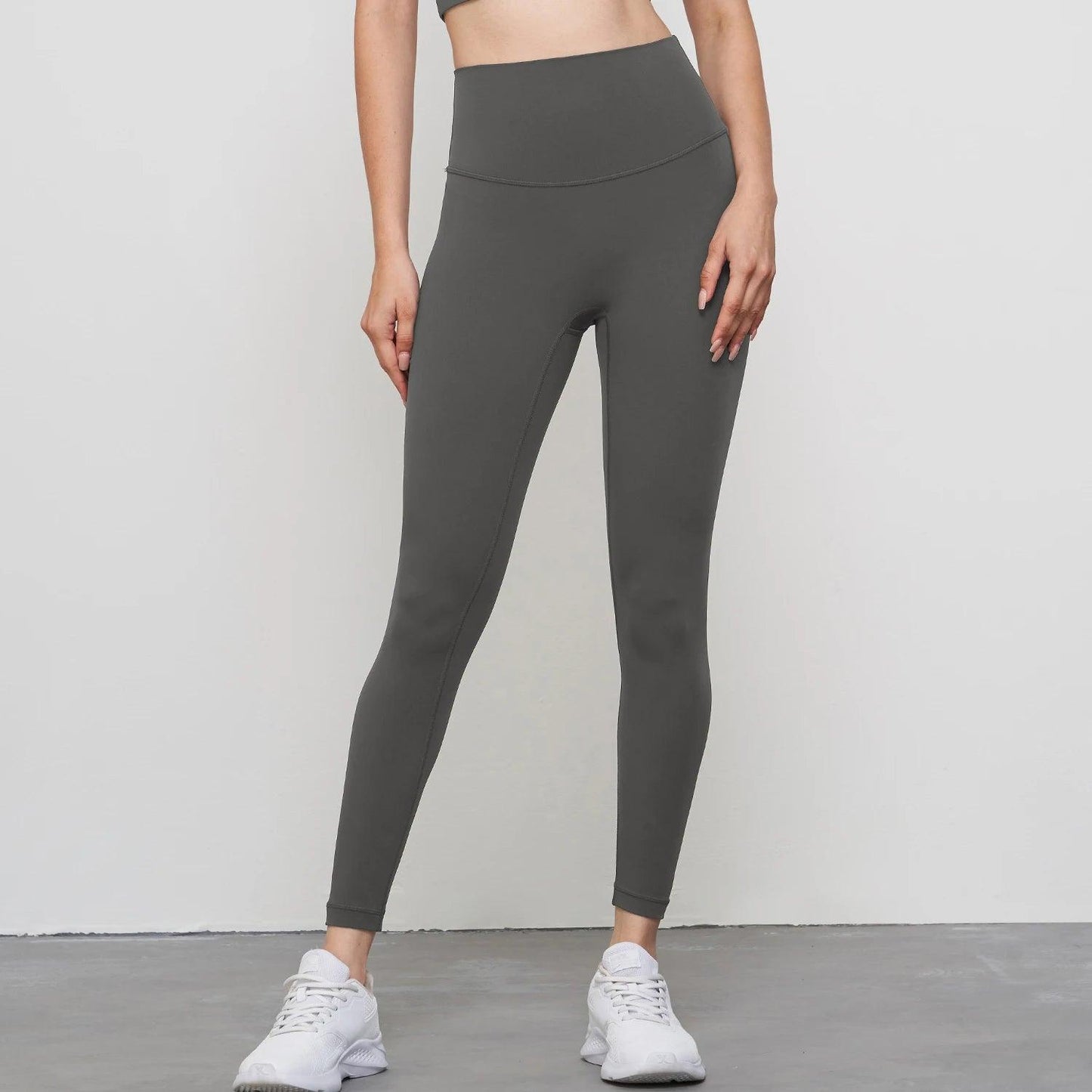 Trendy activewear outfit suitable for yoga, running, or gym sessions.- SOO SOO COOL Fashion Online Store