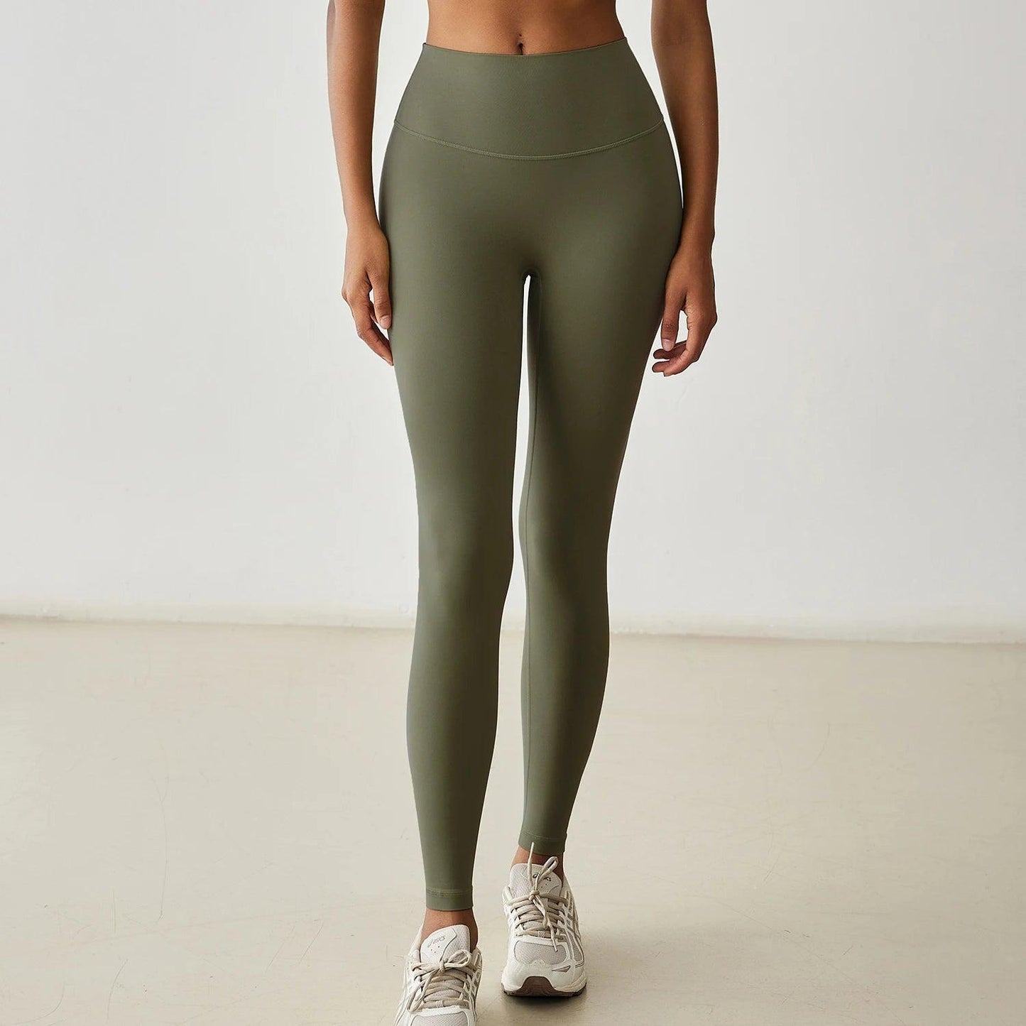 Trendy activewear outfit suitable for yoga, running, or gym sessions.- SOO SOO COOL Fashion Online Store