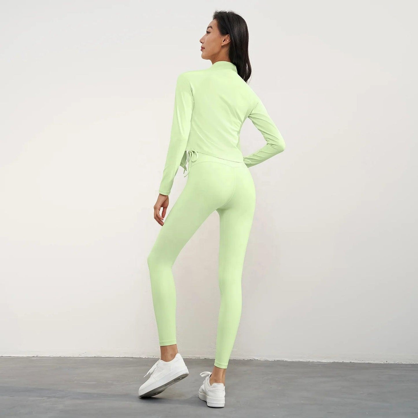 Trendy activewear outfit suitable for yoga, running, or gym sessions.- SOO SOO COOL Fashion Online Store