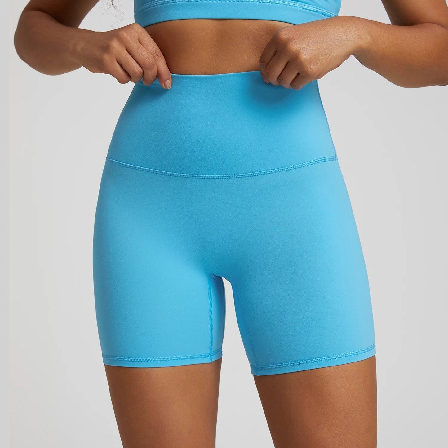 Trendy activewear outfit suitable for yoga, running, or gym sessions.- SOO SOO COOL Fashion Online Store