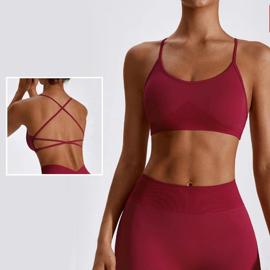 Trendy activewear outfit suitable for yoga, running, or gym sessions.- SOO SOO COOL