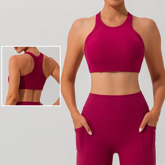 Trendy activewear outfit suitable for yoga, running, or gym sessions.- SOO SOO COOL