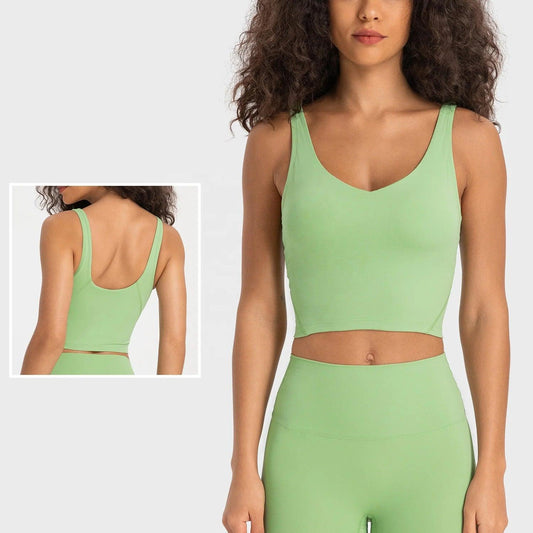 Trendy activewear outfit suitable for yoga, running, or gym sessions.- SOO SOO COOL