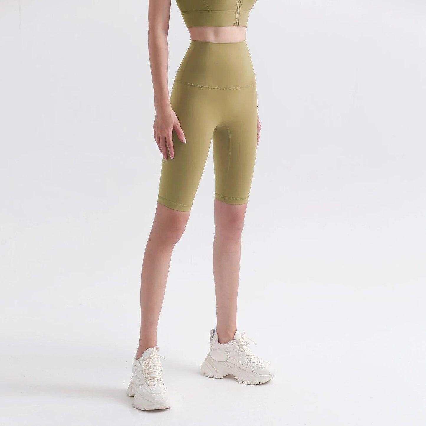 Trendy activewear outfit suitable for yoga, running, or gym sessions.- SOO SOO COOL Fashion Online Store