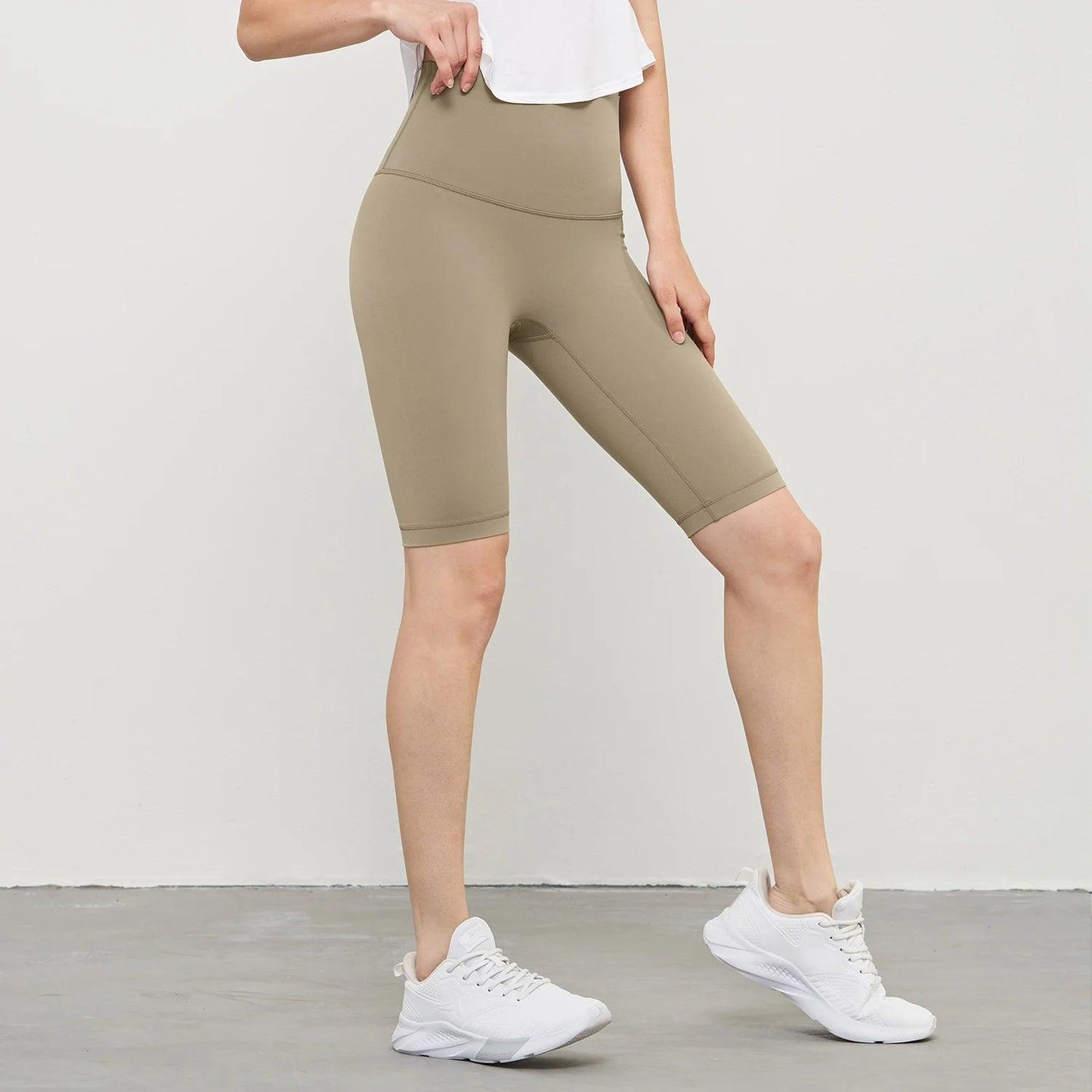 Trendy activewear outfit suitable for yoga, running, or gym sessions.- SOO SOO COOL Fashion Online Store