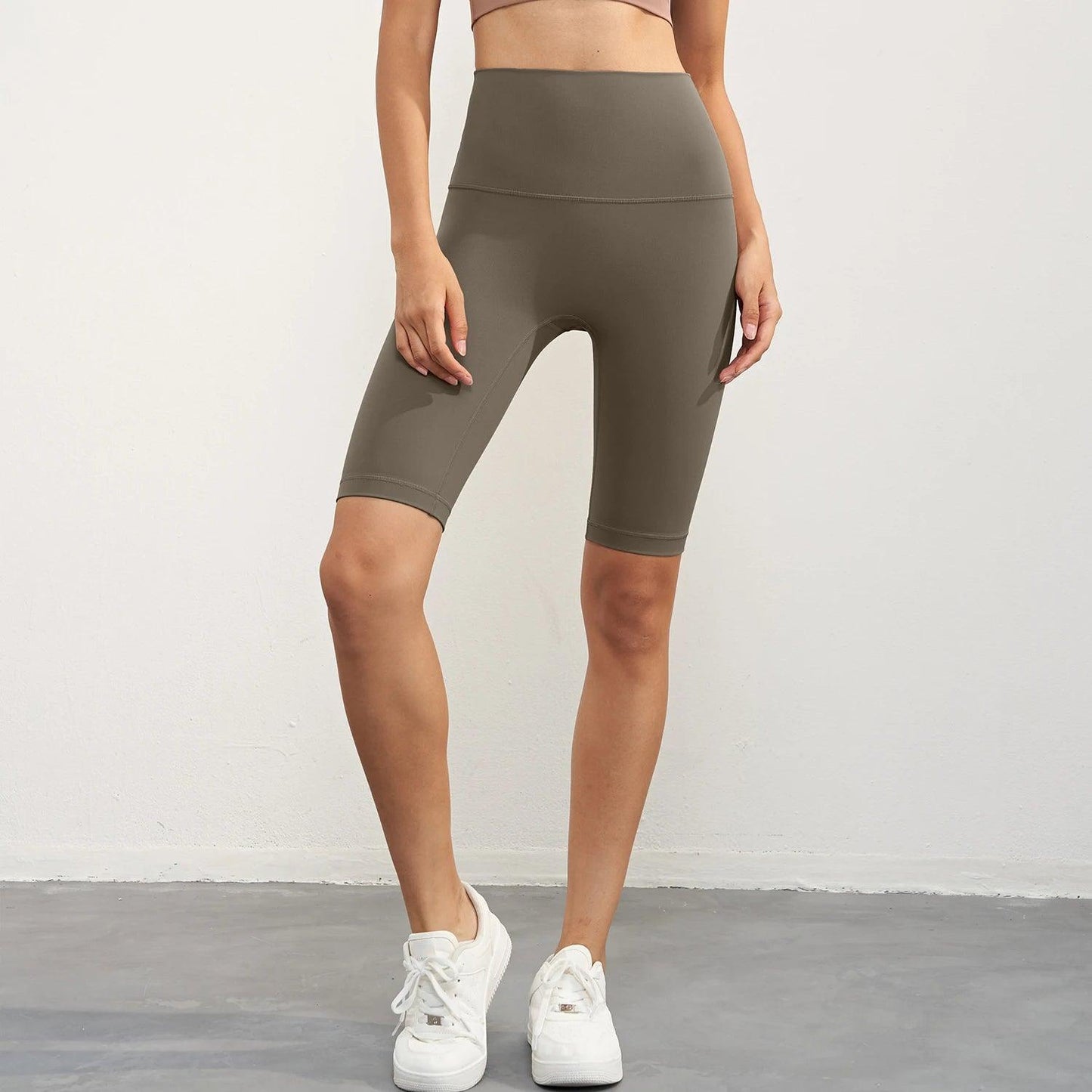 Trendy activewear outfit suitable for yoga, running, or gym sessions.- SOO SOO COOL Fashion Online Store