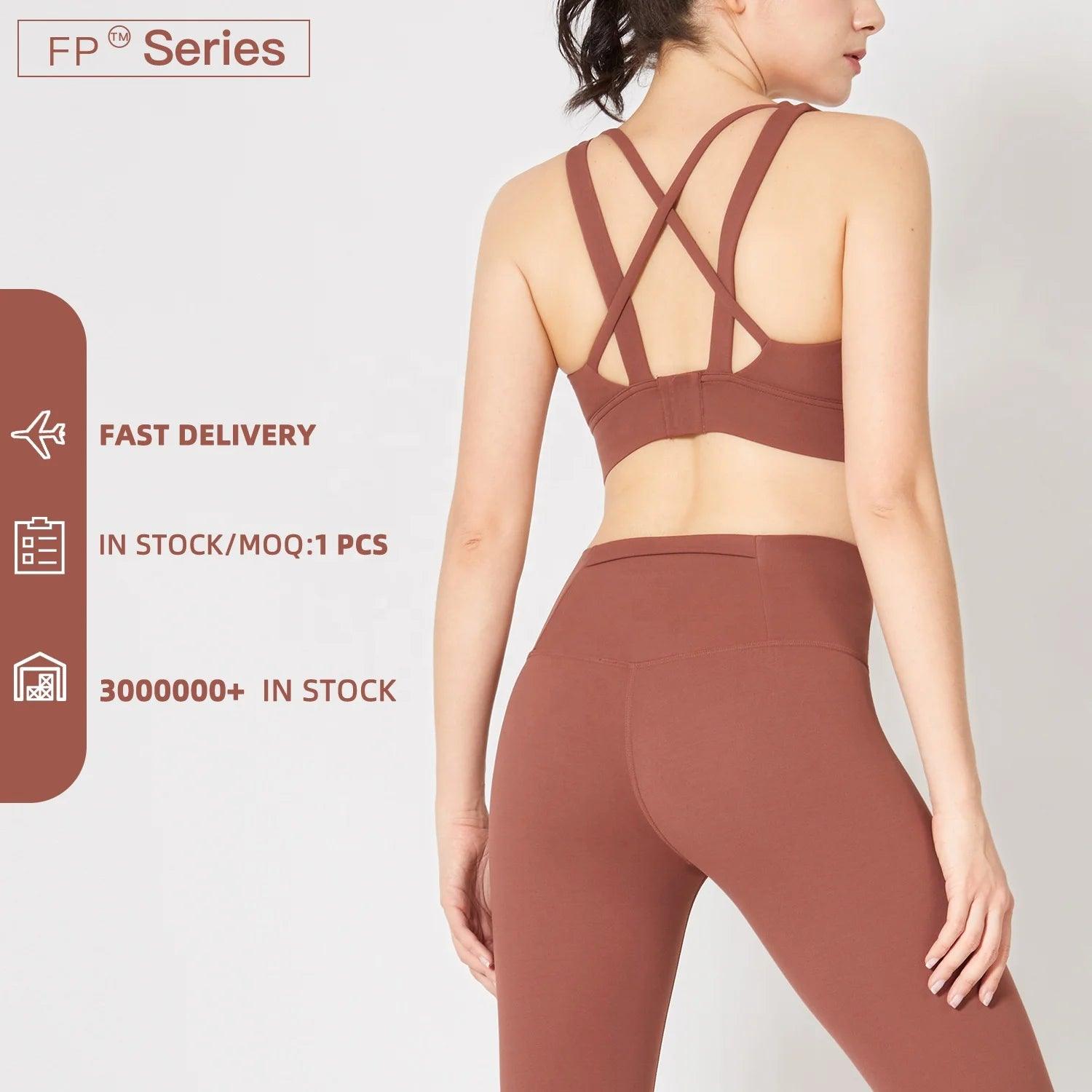 Trendy activewear outfit suitable for yoga, running, or gym sessions.- SOO SOO COOL Fashion Online Store