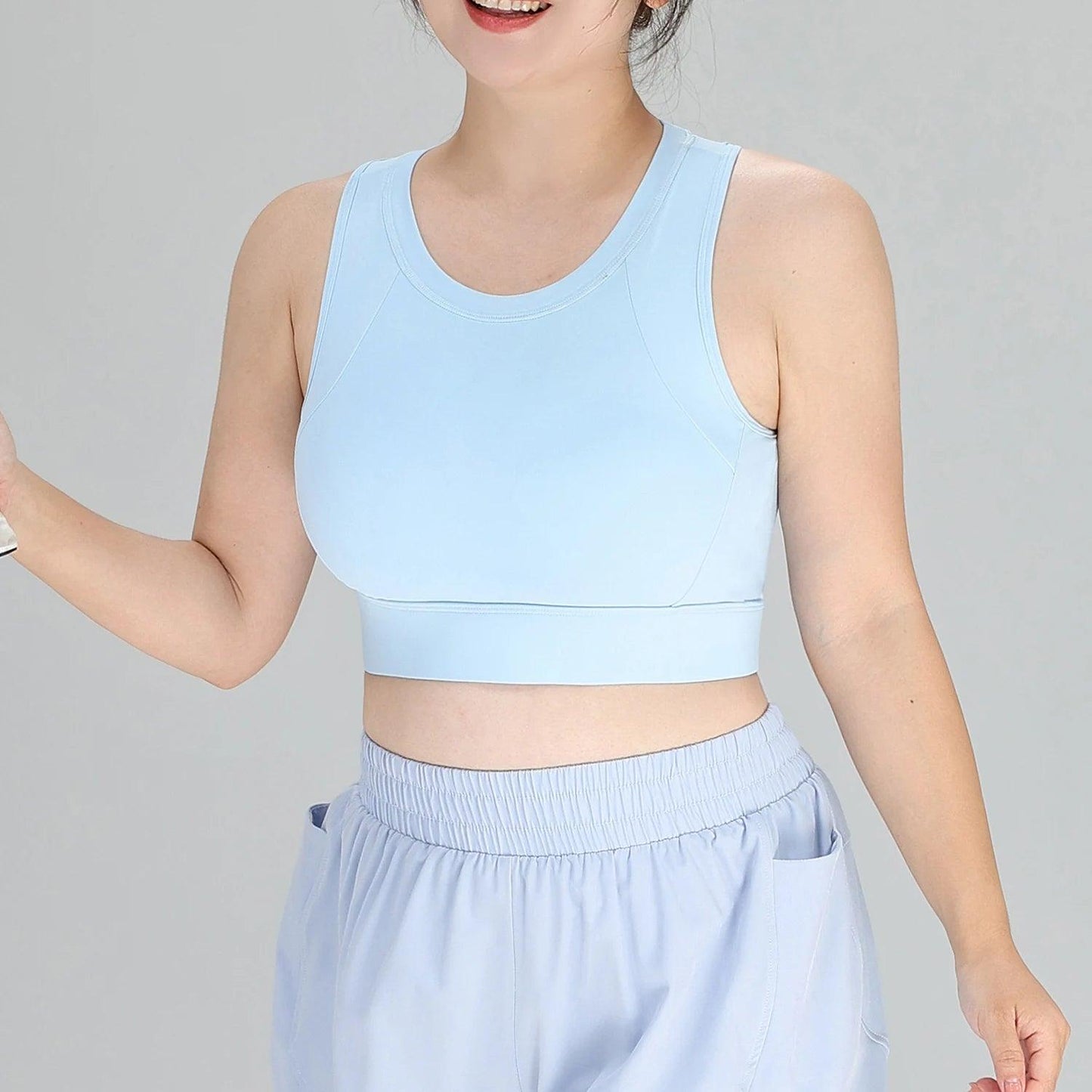 Trendy activewear outfit suitable for yoga, running, or gym sessions.- SOO SOO COOL Fashion Online Store