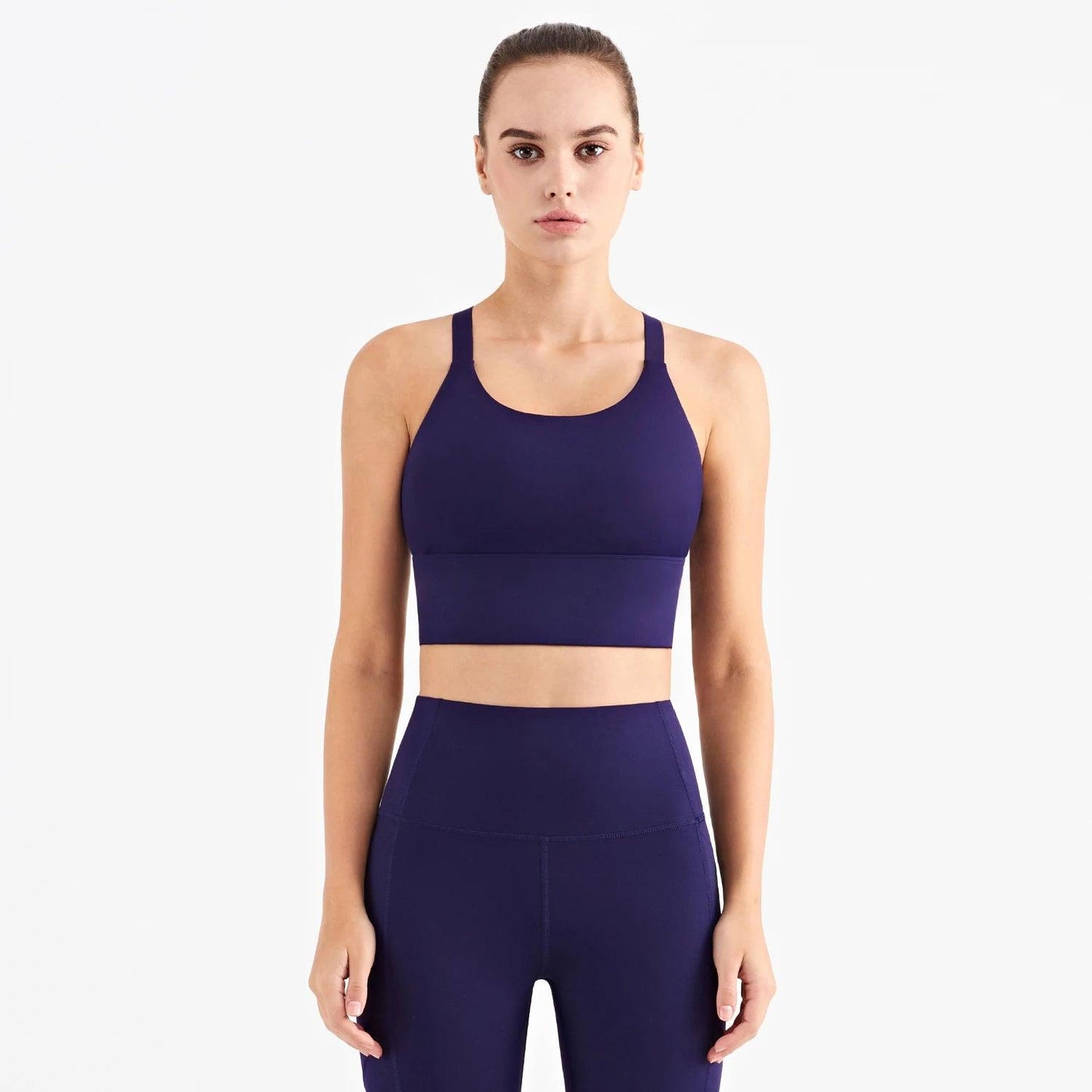 Trendy activewear outfit suitable for yoga, running, or gym sessions.- SOO SOO COOL