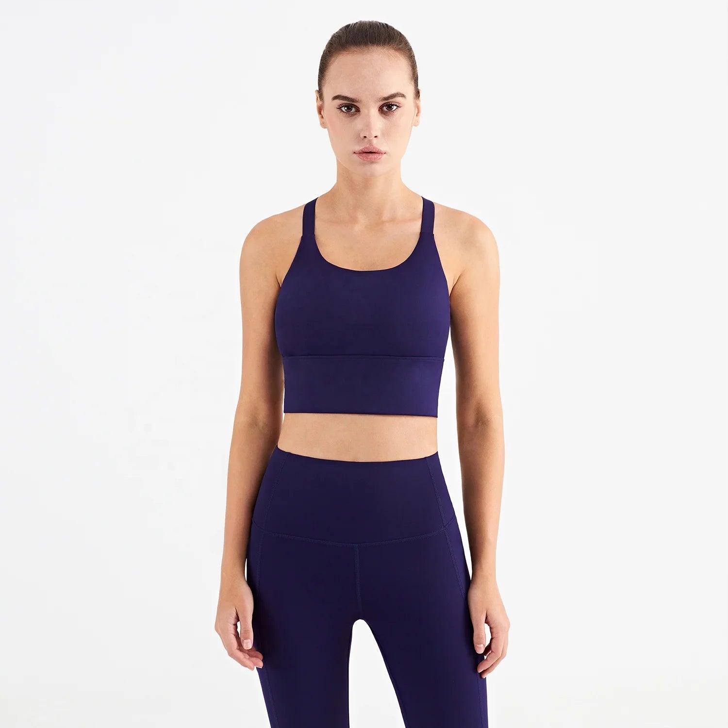 Trendy activewear outfit suitable for yoga, running, or gym sessions.- SOO SOO COOL